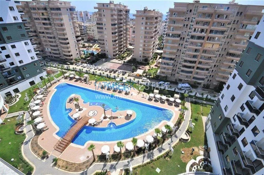 Apartament 1+1 w Alanya, dzielnica Mahmutlar — meble, widok na góry 5 