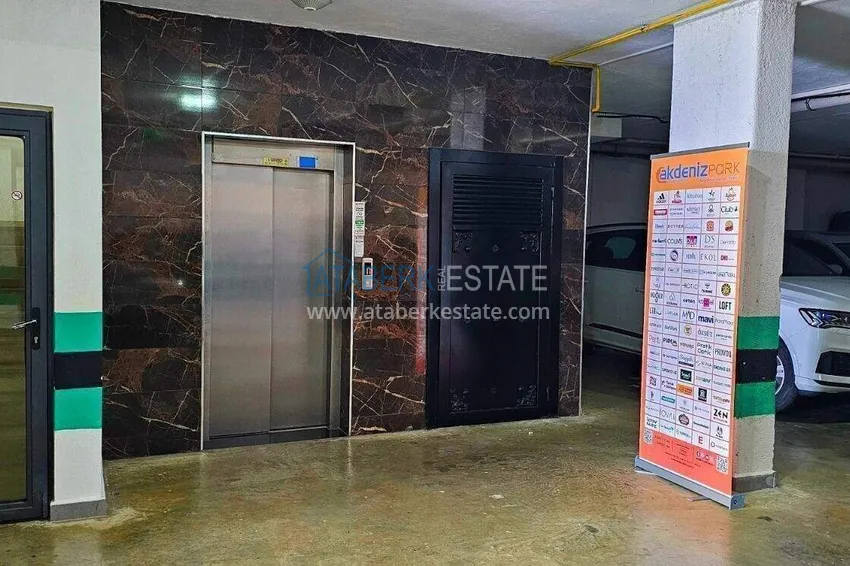 Apartament 2+1 na pierwszej linii w Alanyi, dzielnica Kargicak — meble, boczny widok na morze 30 