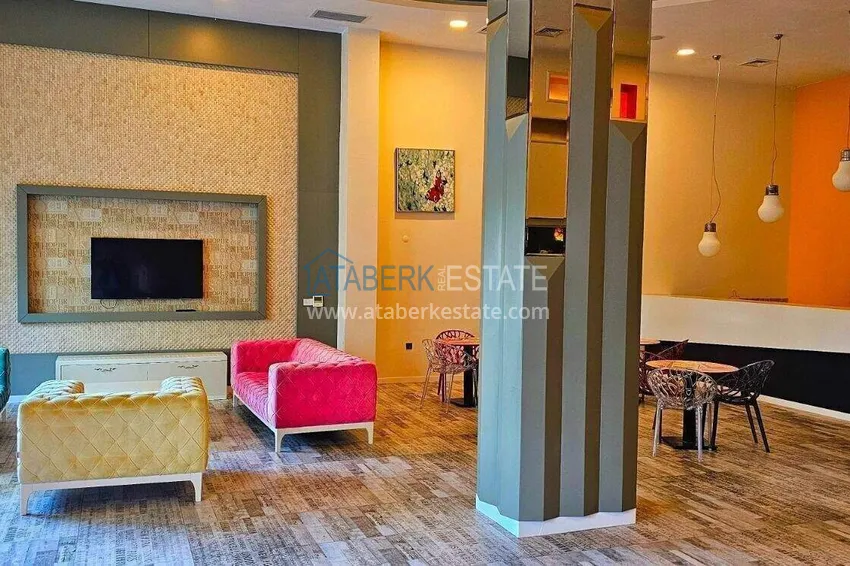 Apartament 2+1 na pierwszej linii w Alanyi, dzielnica Kargicak — meble, boczny widok na morze 34 