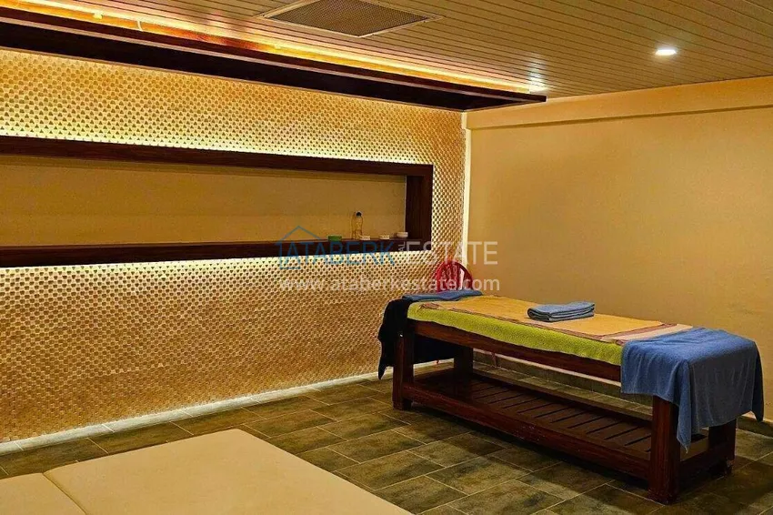 Apartament 2+1 na pierwszej linii w Alanyi, dzielnica Kargicak — meble, boczny widok na morze 44 