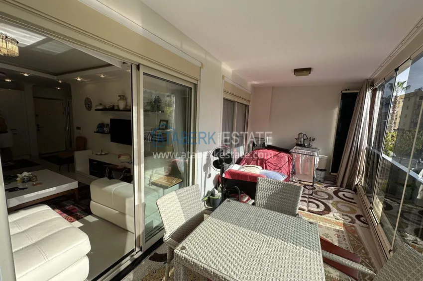 Kupuj  Apartament 1+1 w centrum Mahmutlar — meble, przeszklony balkon, 200 metrów od morza  10 