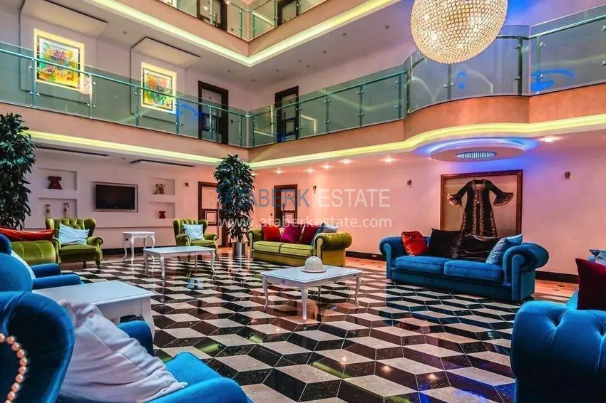 Apartament 1+1 w centrum Mahmutlar — meble, przeszklony balkon, 200 metrów od morza  16 