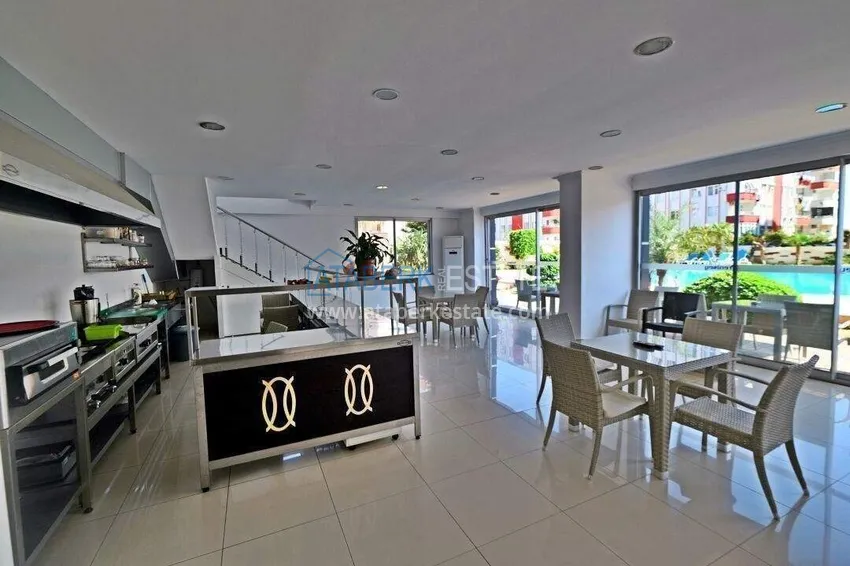 Apartament 1+1 w centrum Mahmutlar — meble, przeszklony balkon, 200 metrów od morza  22 