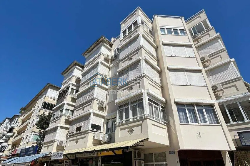 Apartament w centrum Alanyi na zezwolenie na pobyt — jedna sypialnia z meblami, plaża Kleopatra 3 