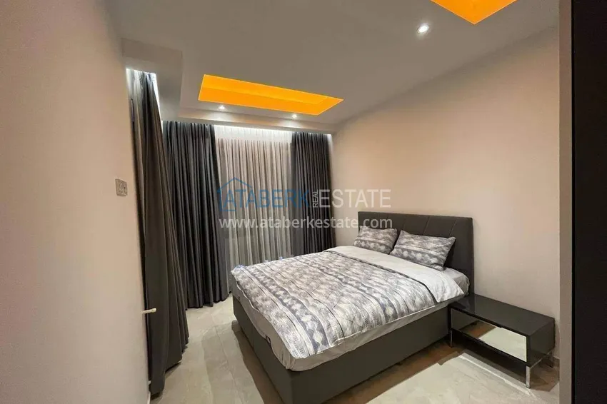 Kupuj  Apartament 2+1 w centrum Alanyi, umeblowany w luksusowym kompleksie, plaża Kleopatra  5 