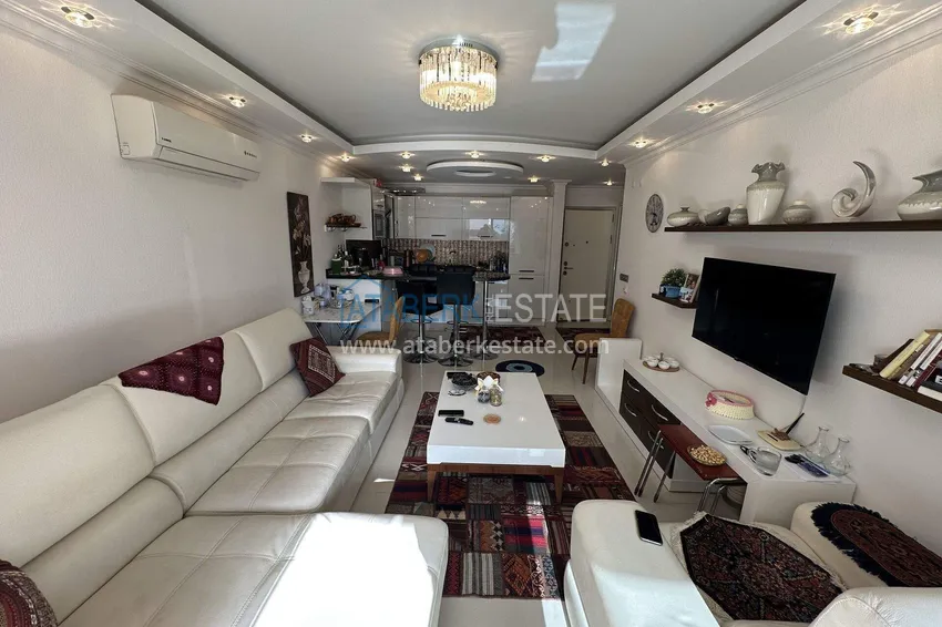 Kupuj  Apartament 1+1 w centrum Mahmutlar — meble, przeszklony balkon, 200 metrów od morza  6 
