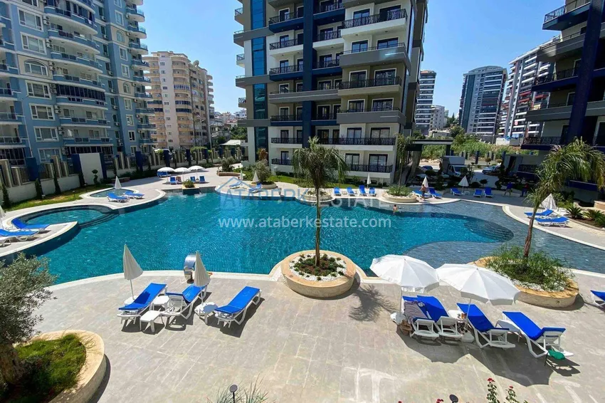 1+1 umeblowane mieszkanie w Alanyi — kompleks hotelowy, dzielnica Mahmutlar 3 