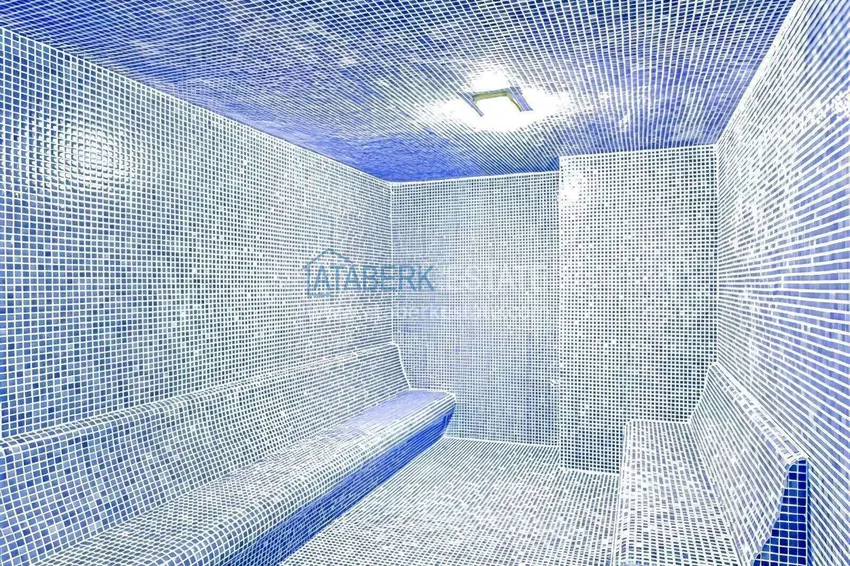 Apartament na pobyt w centrum Alanyi - dwupoziomowy taras 2+1 w kompleksie klasy komfortowej 18 