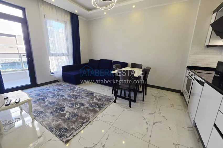 Kupuj  Apartament 1+1 w centrum Alanyi — umeblowany przez właściciela, plaża Kleopatra 3 