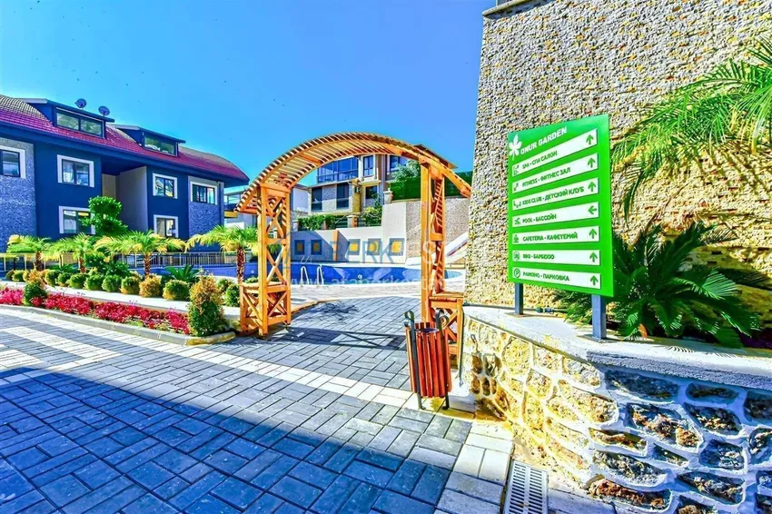 Apartament na pobyt w centrum Alanyi - dwupoziomowy taras 2+1 w kompleksie klasy komfortowej 4 
