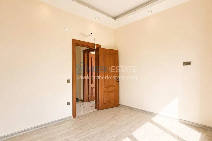 Kupuj  Apartament na pobyt w centrum Alanyi - dwupoziomowy taras 2+1 w kompleksie klasy komfortowej 6 
