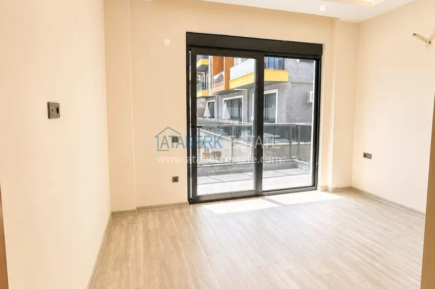 Kupuj  Apartament na pobyt w centrum Alanyi - dwupoziomowy taras 2+1 w kompleksie klasy komfortowej 7 