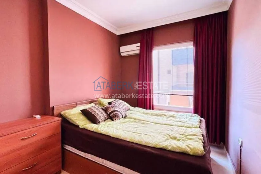 Kupuj  Apartament 2+1 w centrum Alanyi — meble, widok na góry, przeszklony balkon, plaża Kleopatra  10 