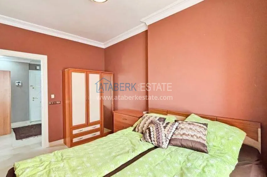 Kupuj  Apartament 2+1 w centrum Alanyi — meble, widok na góry, przeszklony balkon, plaża Kleopatra  11 