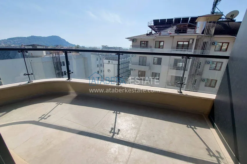 Kupuj  Apartament 1+1 w centrum Alanyi - z widokiem na morze i fortecę, plaża Kleopatra 11 