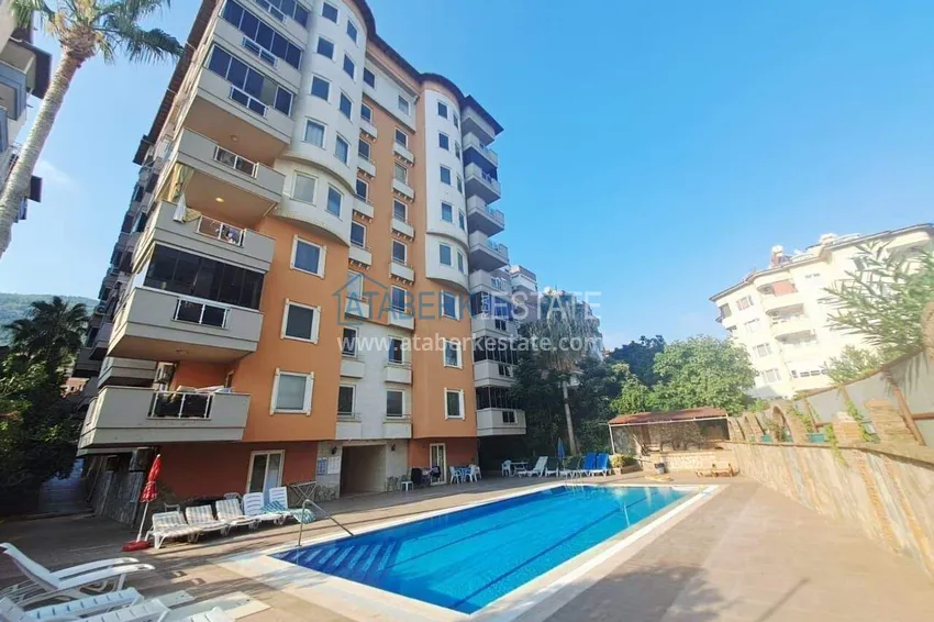 Apartament 2+1 w centrum Alanyi — meble, widok na góry, przeszklony balkon, plaża Kleopatra  4 