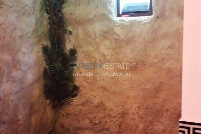 Apartament 2+1 w Mahmutlar - umeblowany i z przeszklonym balkonem  21 