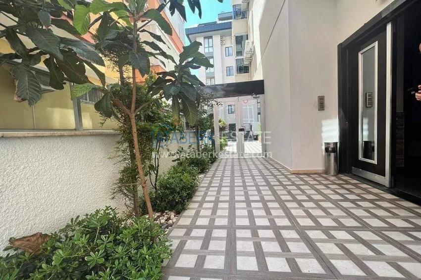 Nieruchomość w centrum Alanyi - apartament 1+1 z nowymi meblami, plaża Keykubat 4 