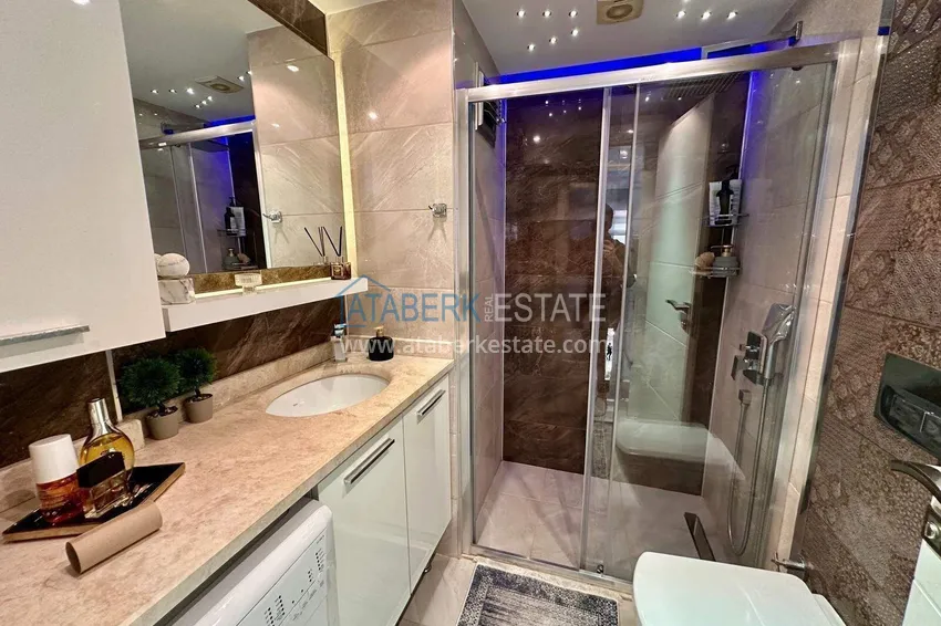 Kupuj  Nieruchomość w centrum Alanyi - apartament 1+1 z nowymi meblami, plaża Keykubat 7 