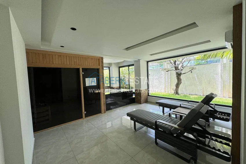 Penthouse w centrum Alanyi - 2+1 umeblowane, plaża Kleopatra 18 