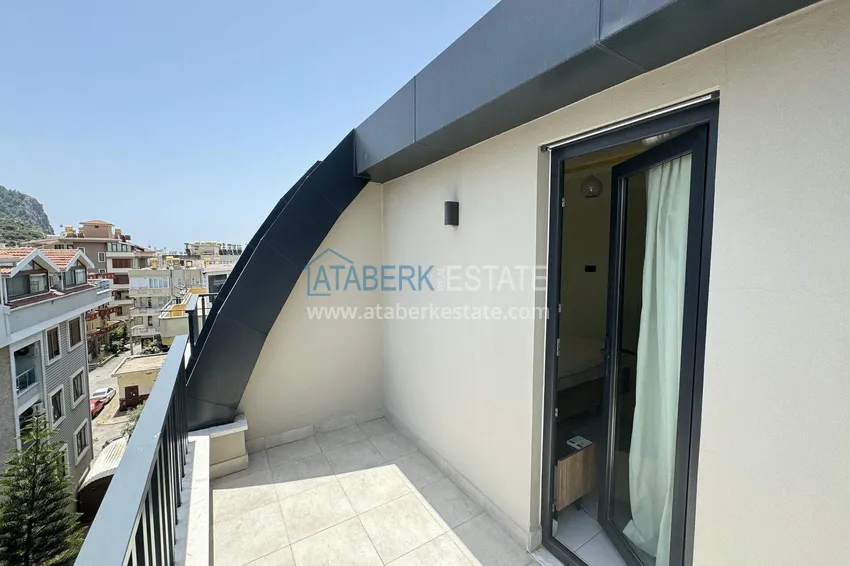 Kupuj  Penthouse w centrum Alanyi - 2+1 umeblowane, plaża Kleopatra 19 