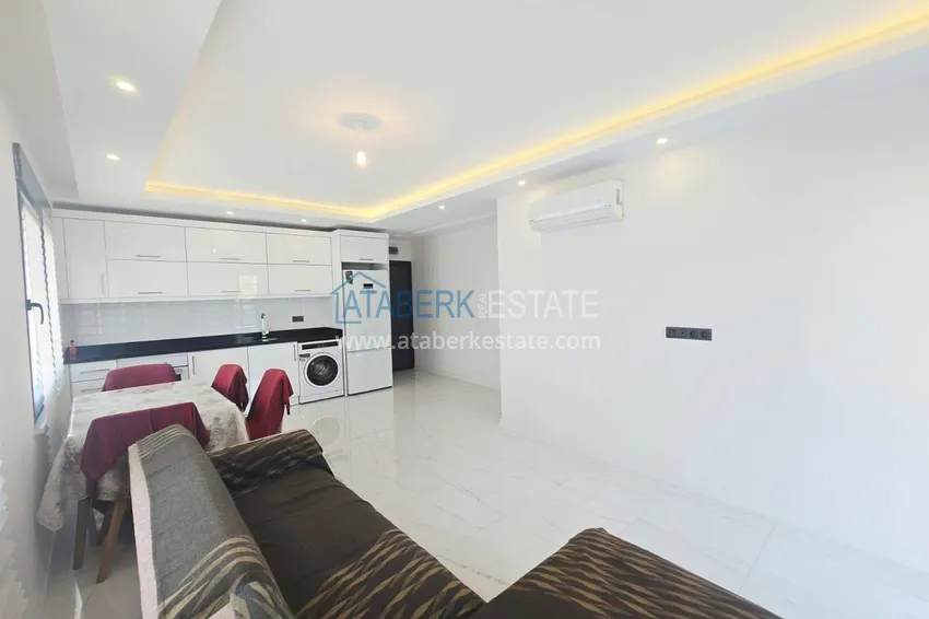 Kupuj  Apartament na zezwolenie na pobyt w centrum Alanyi - 1+1 w okazyjnej cenie, plaża Keykubat 3 