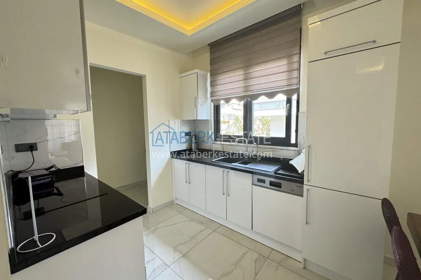 Kupuj  Penthouse w centrum Alanyi - 2+1 umeblowane, plaża Kleopatra 7 