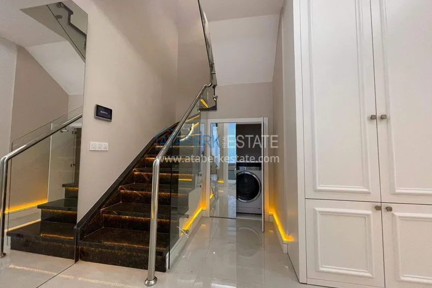 Kupuj  Penthouse 2+1 w Alanya, centrum dzielnicy Mahmutlar - meble, widok na morze 1 