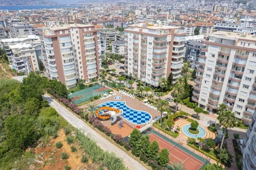 Apartament 2+1 na zezwolenie na pobyt w Alanyi, dzielnica Tosmur - meble, widoki na góry i morze 1 