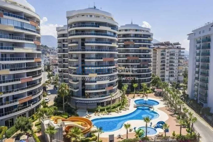Apartament 1+1 w Alanya, dzielnica Cikcilli - umeblowany i z widokiem na morze, przeszklony balkon  3 