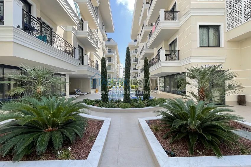 2+1 duplex w centrum Alanyi, plaża Kleopatra — kompleks z licencją wynajmu 12 