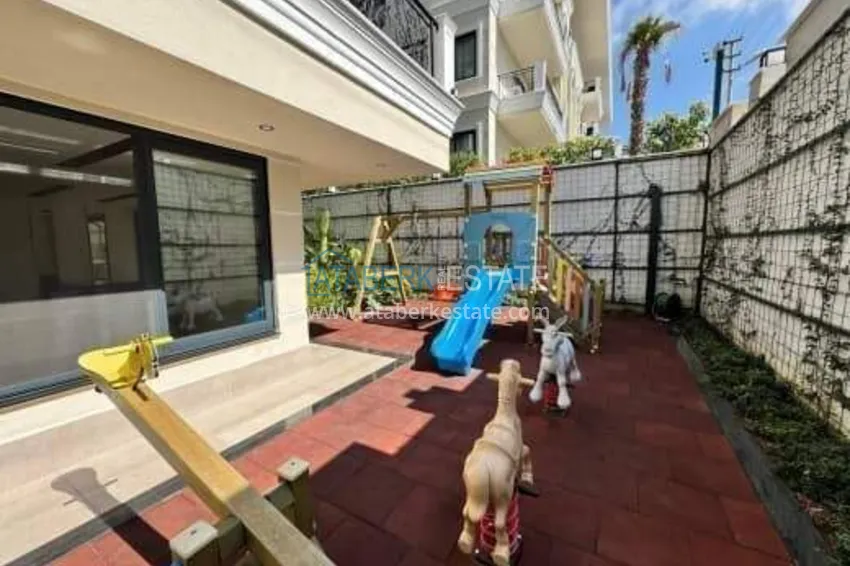 2+1 duplex w centrum Alanyi, plaża Kleopatra — kompleks z licencją wynajmu 13 