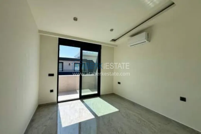 Kupuj 2+1 duplex w centrum Alanyi, plaża Kleopatra — kompleks z licencją wynajmu 6 