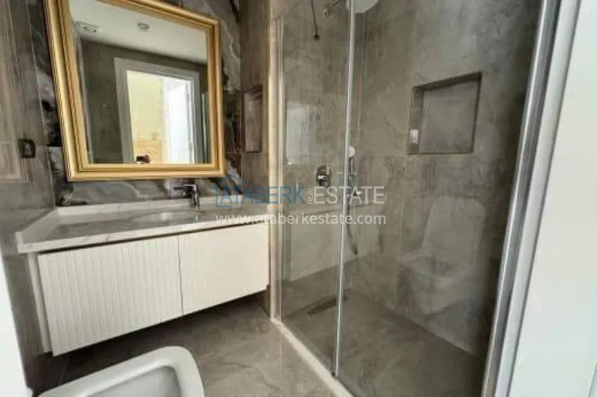 Kupuj 2+1 duplex w centrum Alanyi, plaża Kleopatra — kompleks z licencją wynajmu 9 