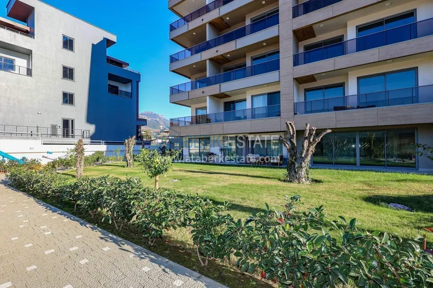 Penthouse 3+1 w Alanyi, dzielnica Kestel — zezwolenie na pobyt, raty do 3 lat, widok na morze i góry 13 