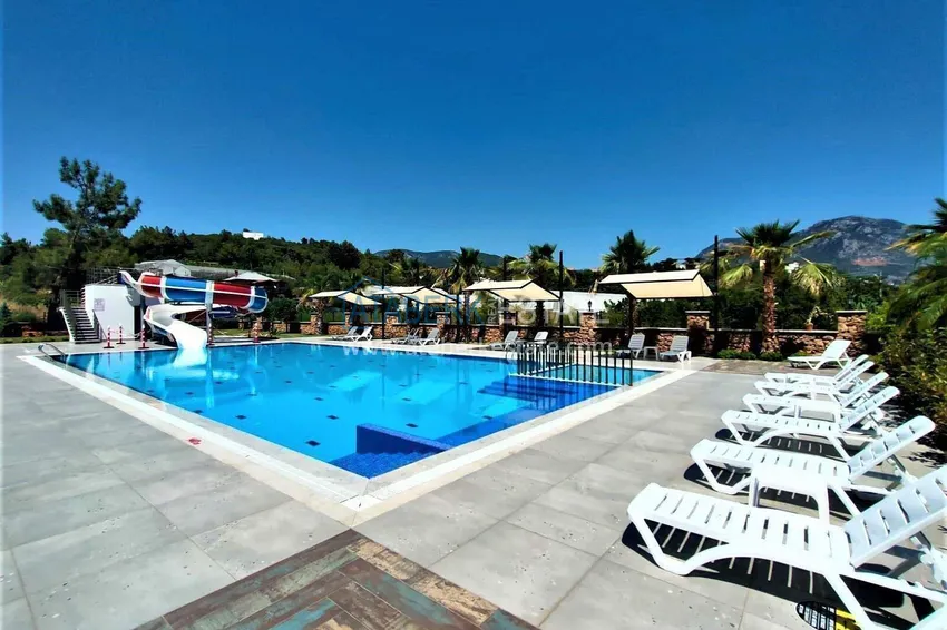 Apartament 2+1 w Alanya, dzielnica Tosmur - umeblowane, widok na góry i morze 4 