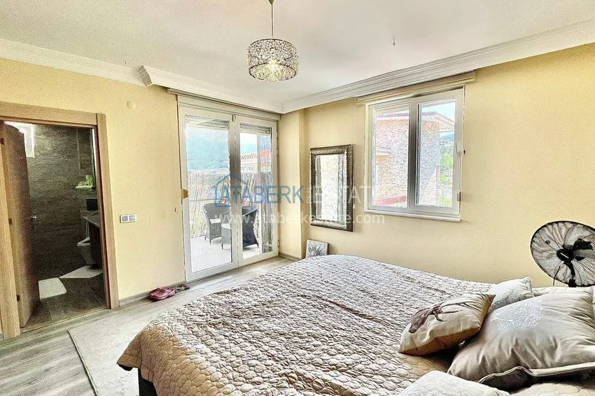 Kupuj  5+1 umeblowana willa w Alanya, dzielnica Kargicak  16 