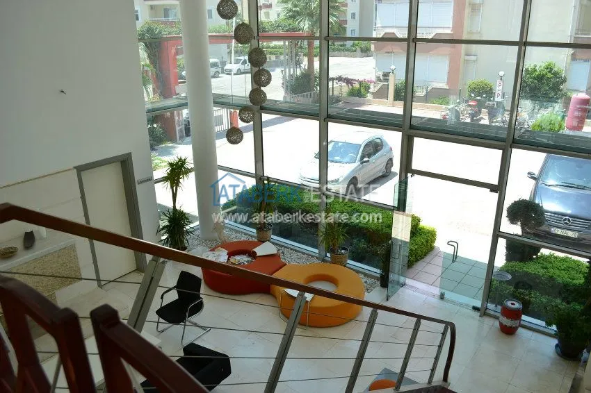 Mieszkanie do wynajęcia zaledwie 150 metrów od morza w centrum popularnej dzielnicy Alanya 21 
